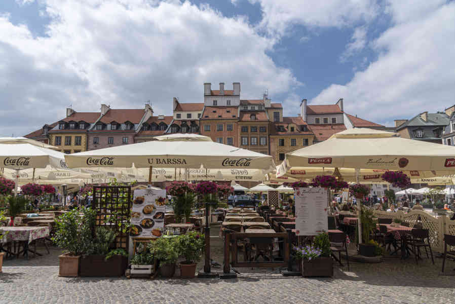 Polonia - Varsovia 067 - plaza de la Ciudad Vieja.jpg